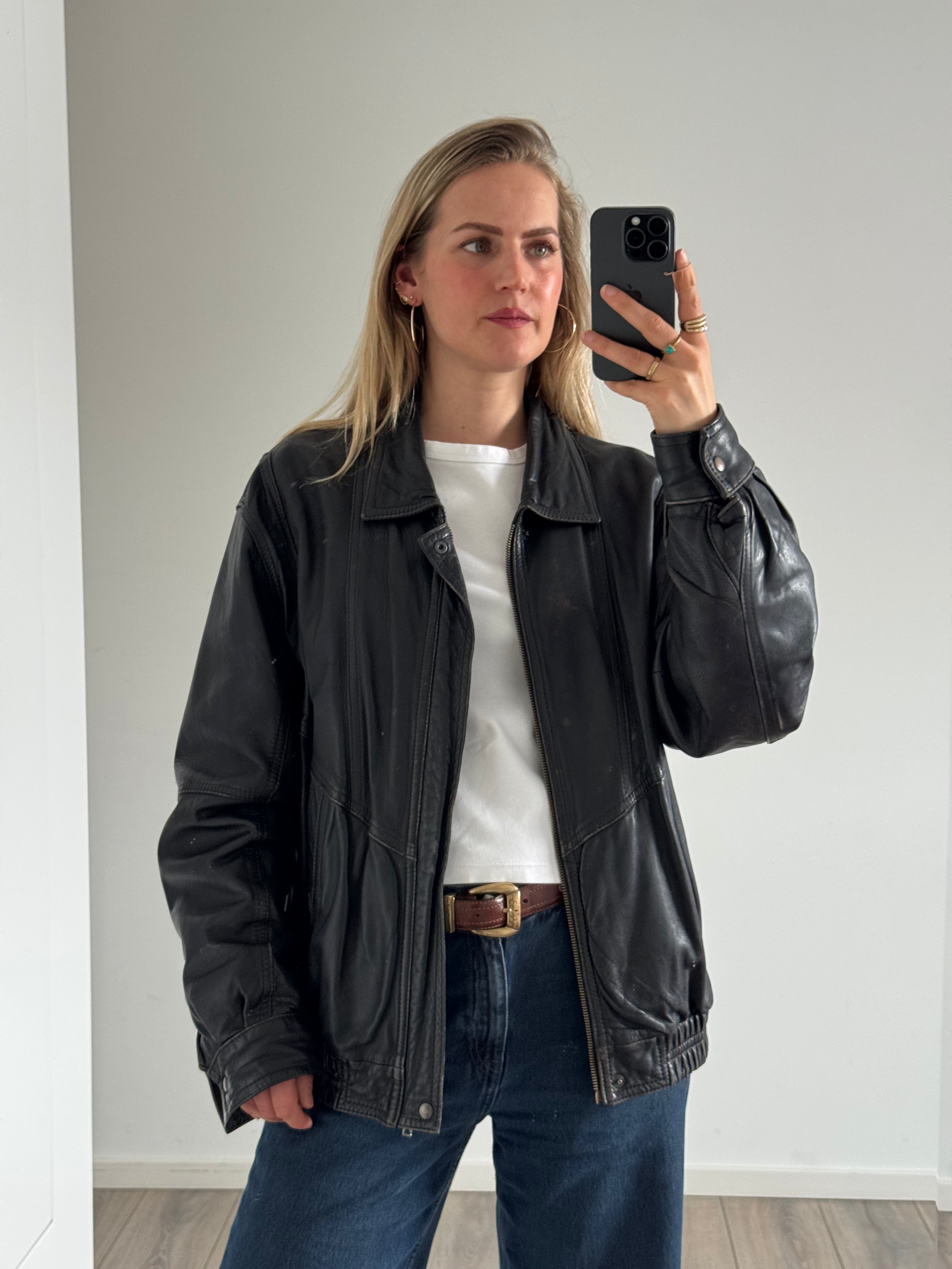 Black Vintage Bomberjacket
