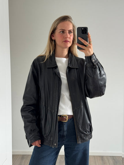 Black Vintage Bomberjacket