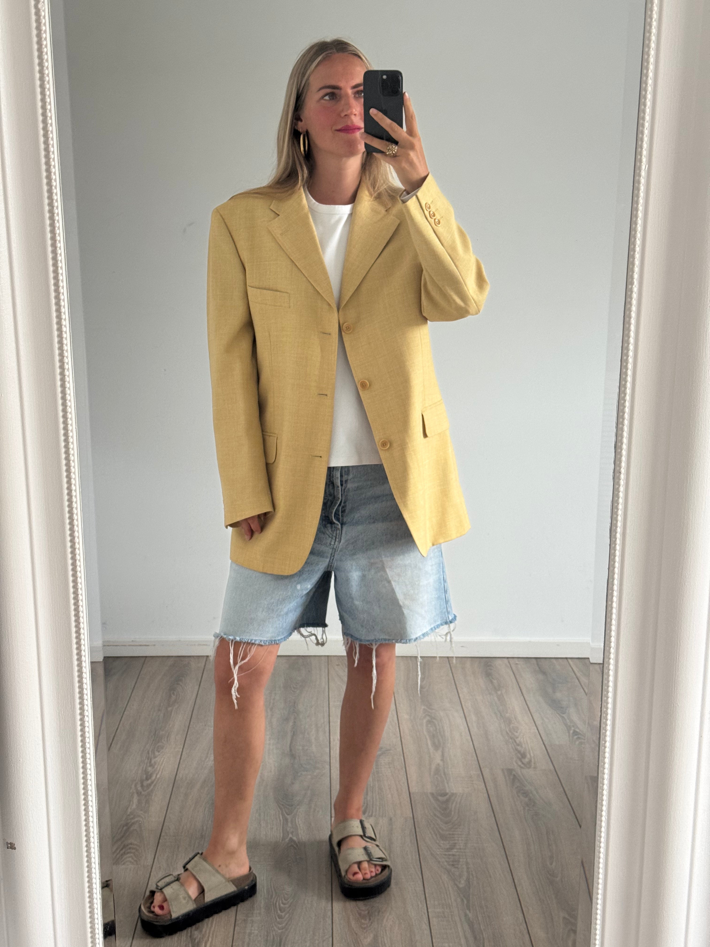 Beige/Butter Yellow Oversized Vintage Blazer