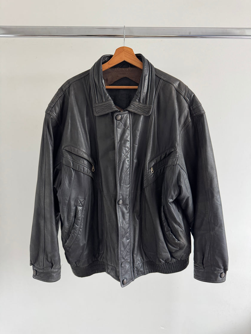 90s Super Oversized Black Bomberjacket