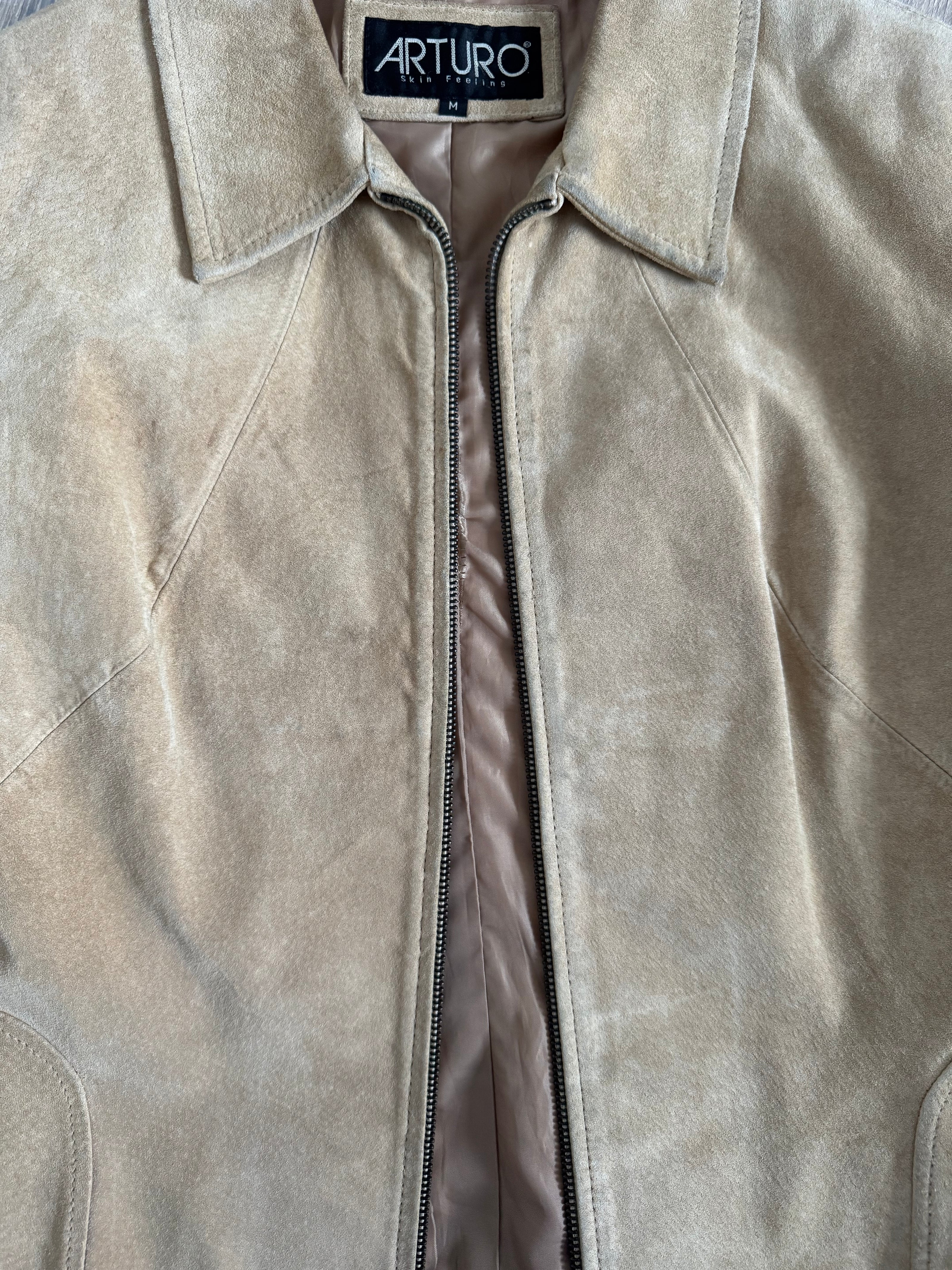 Fitted Short Beige Suede Vintage Jacket