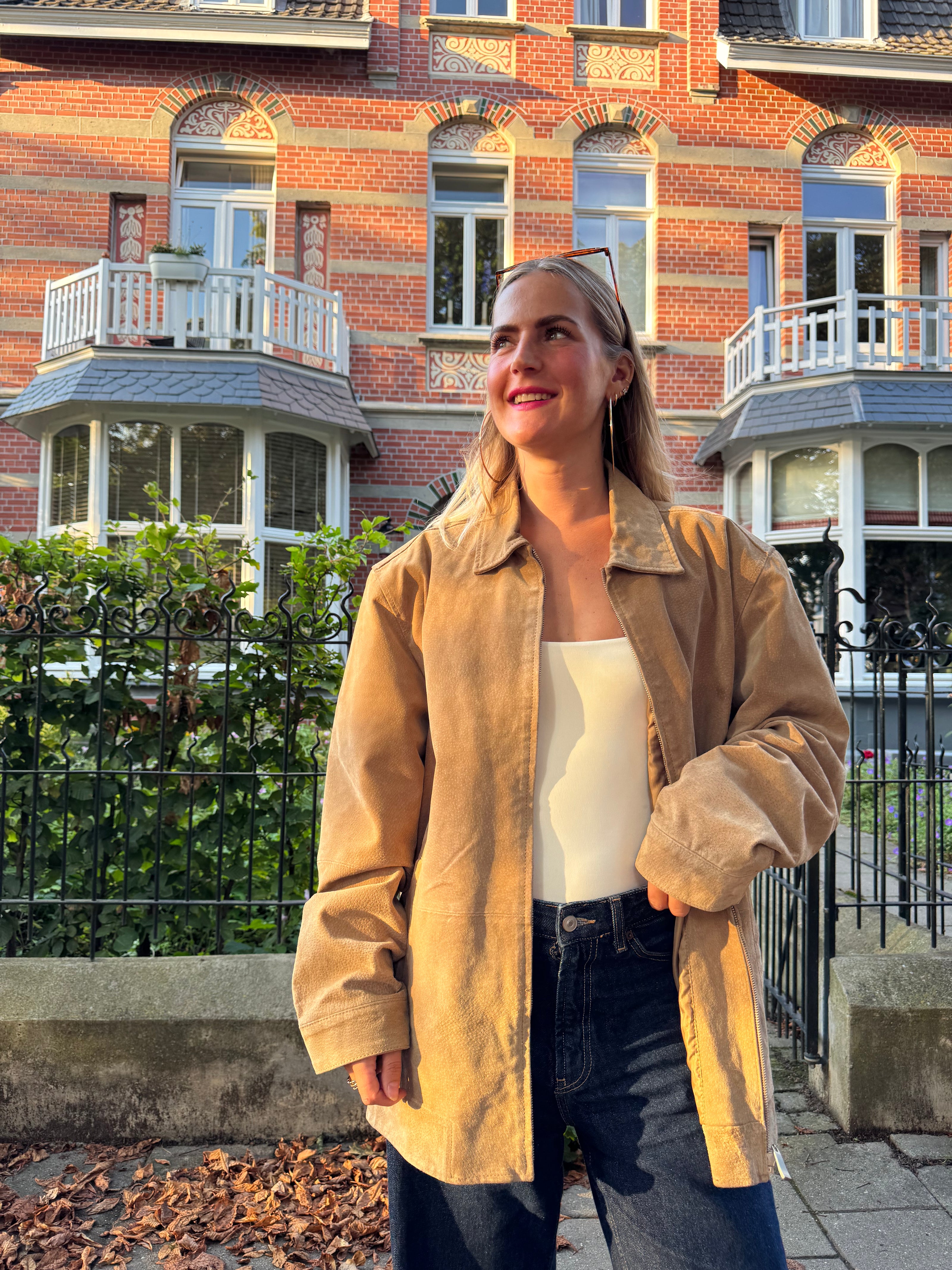 Oversized Beige Suede Vintage Jacket