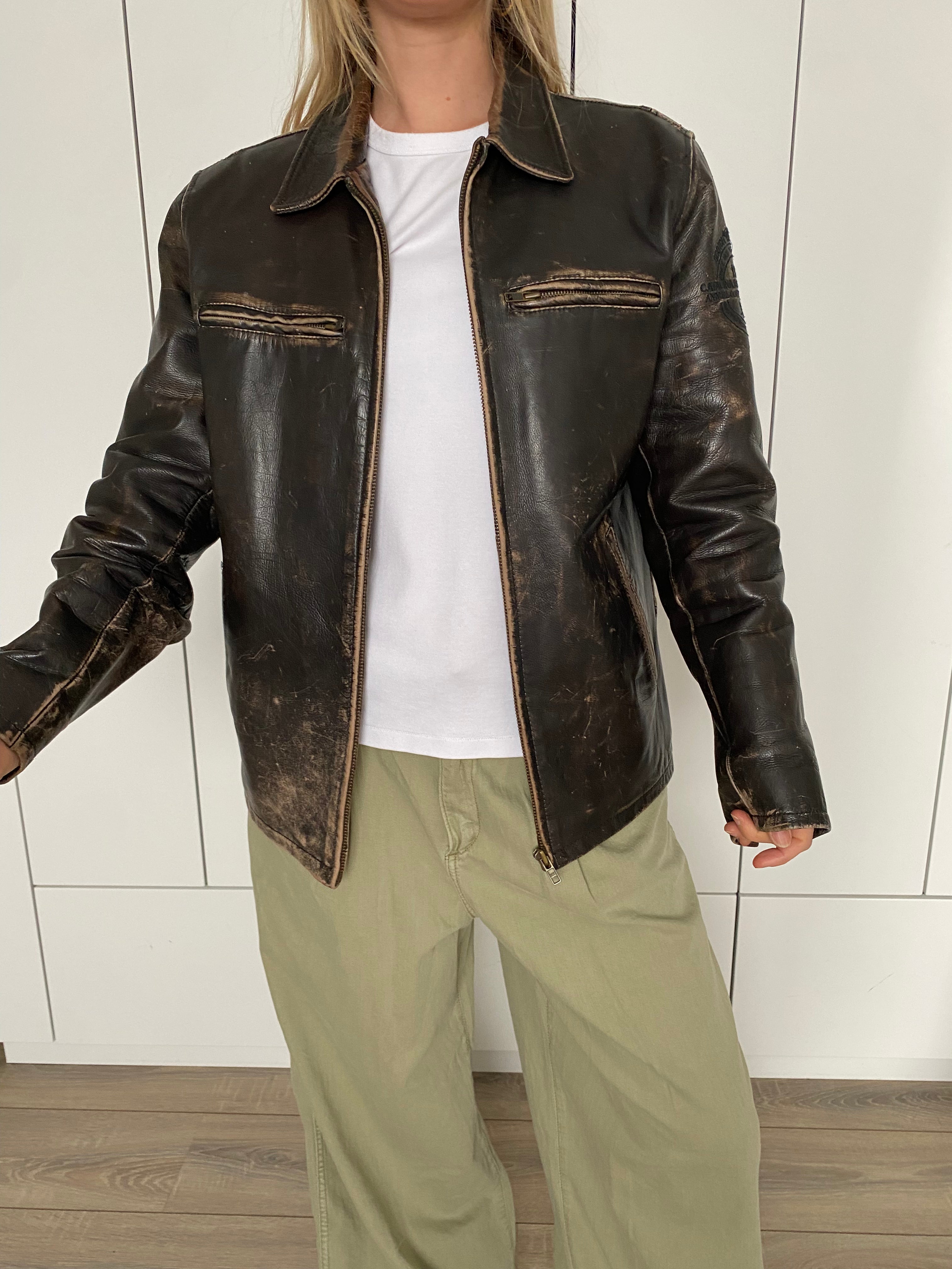 Distressed / Crackled Leather Vintage Jacket