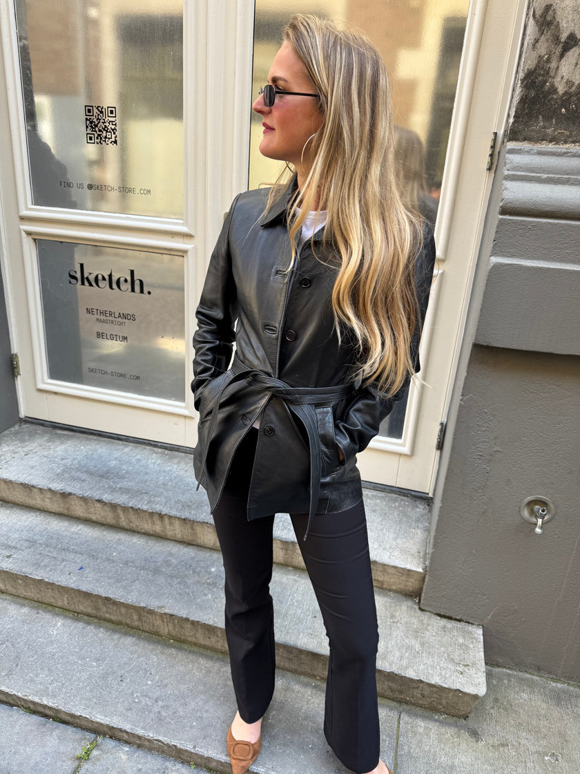 Fitted Black Leather Vintage Jacket with Belt