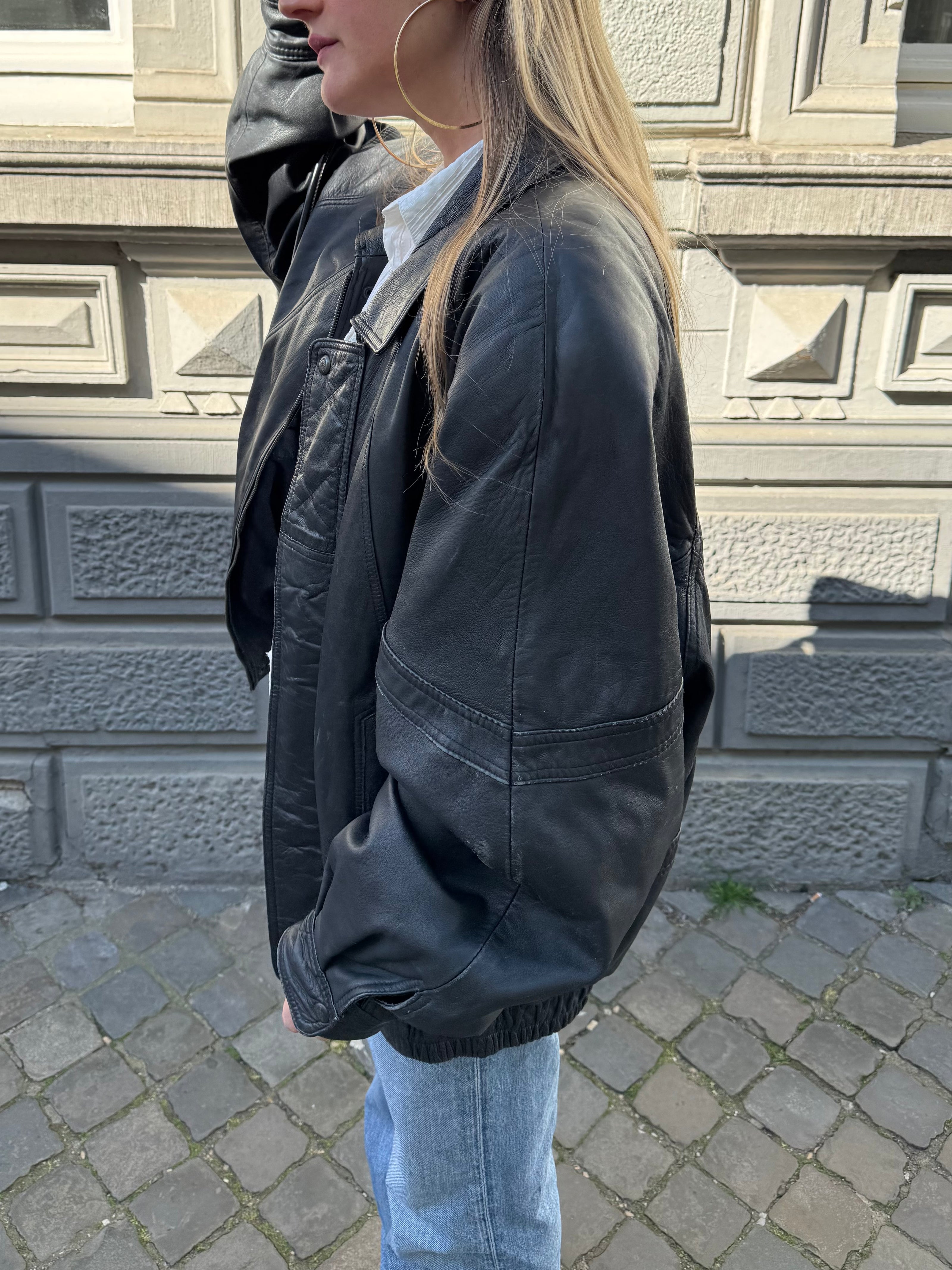Black Leather 90s Vintage Bomber Jacket