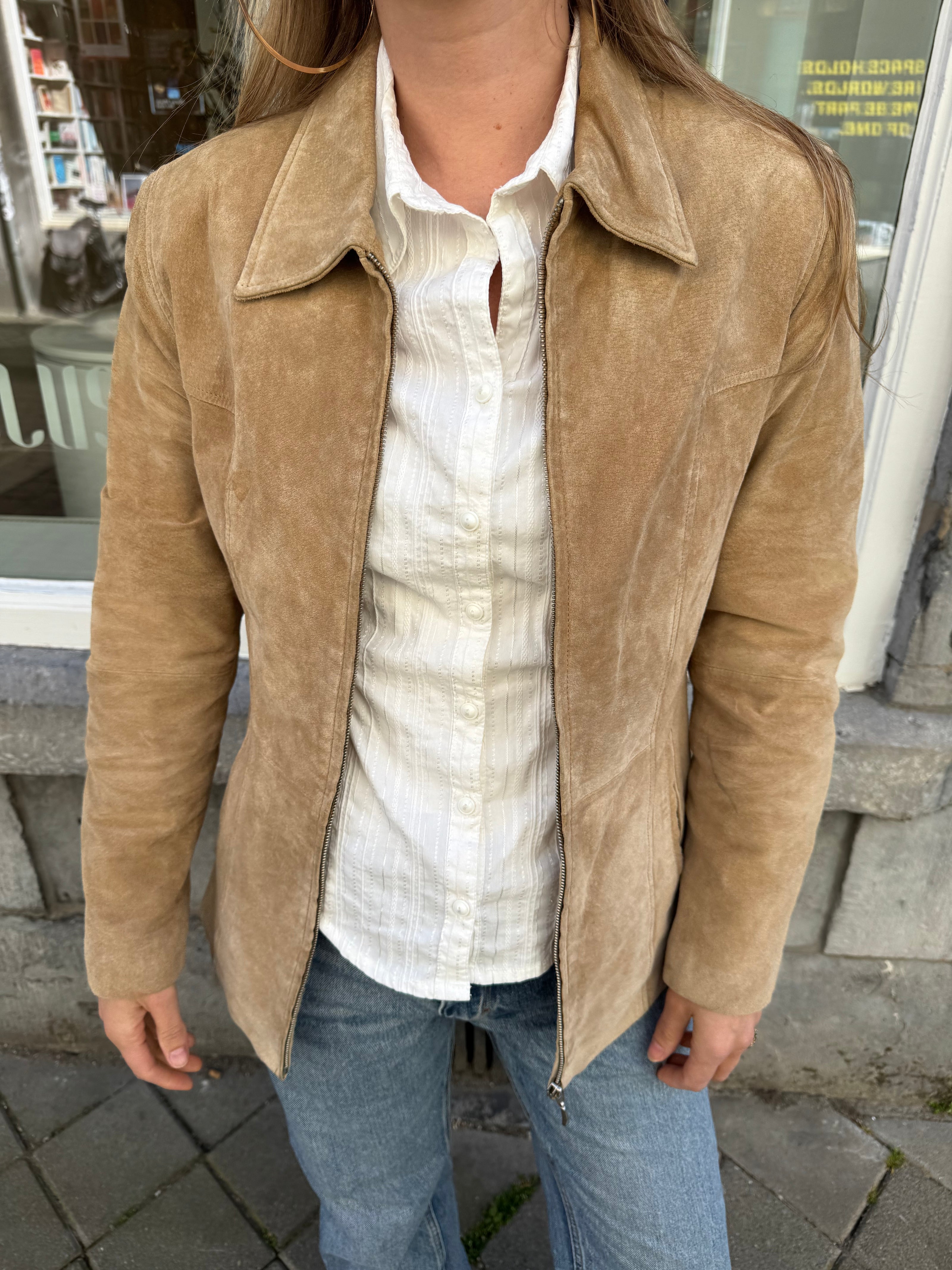 Fitted Beige Suede Vintage Jacket