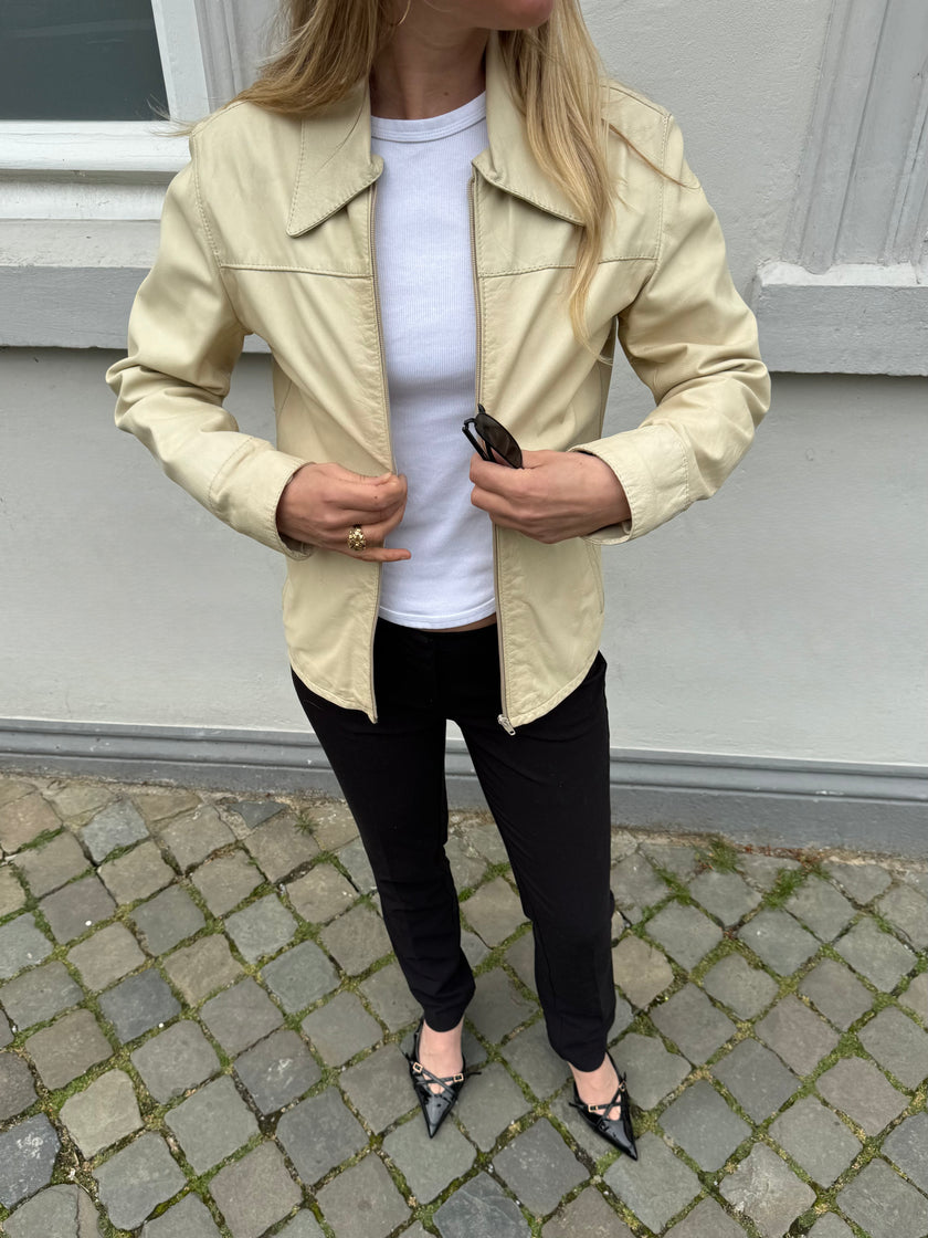 Fitted Light Beige 90s Vintage Leather Jacket